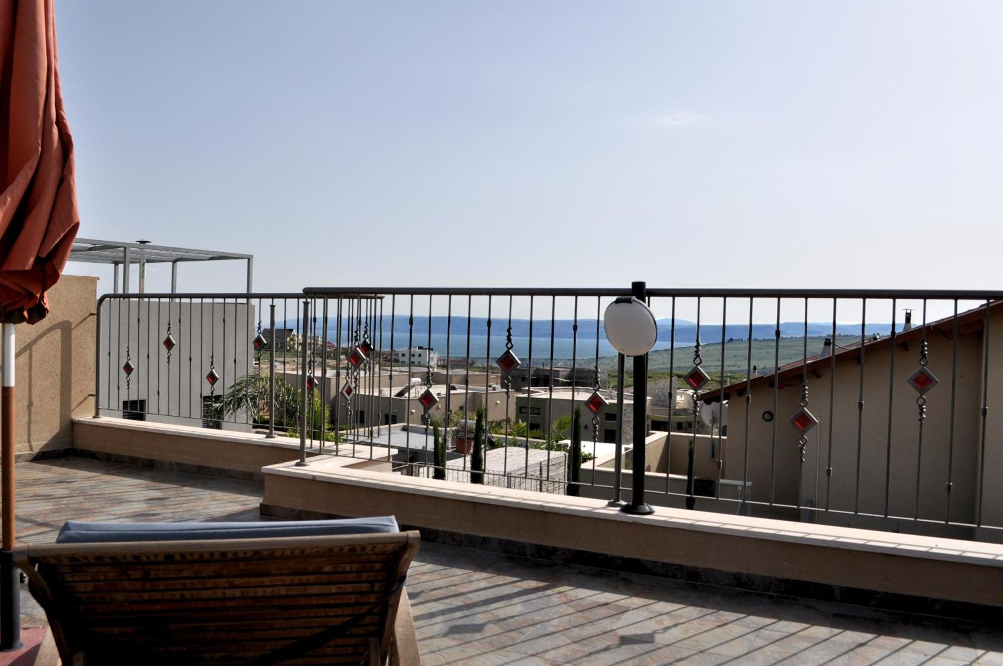 Tenebagolan Suites Zimmers Had Nes Exterior photo